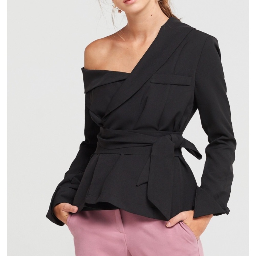 One shoulder blazer